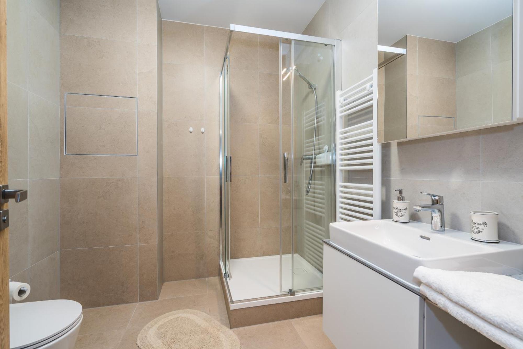 Апартаменты Perla Hradce 302 Градец-Кралове Экстерьер фото