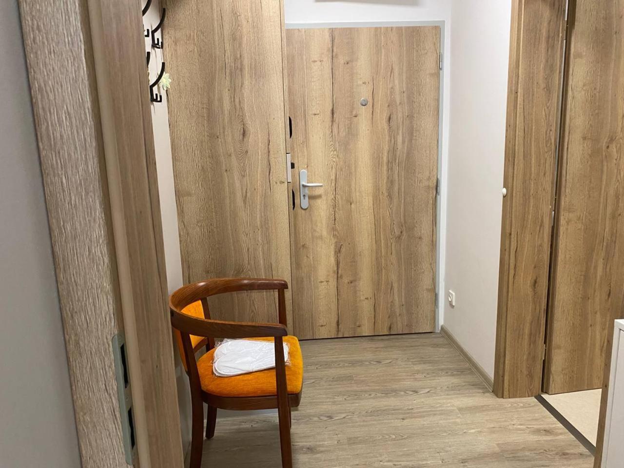 Апартаменты Perla Hradce 302 Градец-Кралове Экстерьер фото